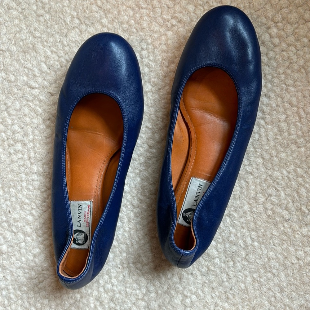 Lanvin navy ballet flats